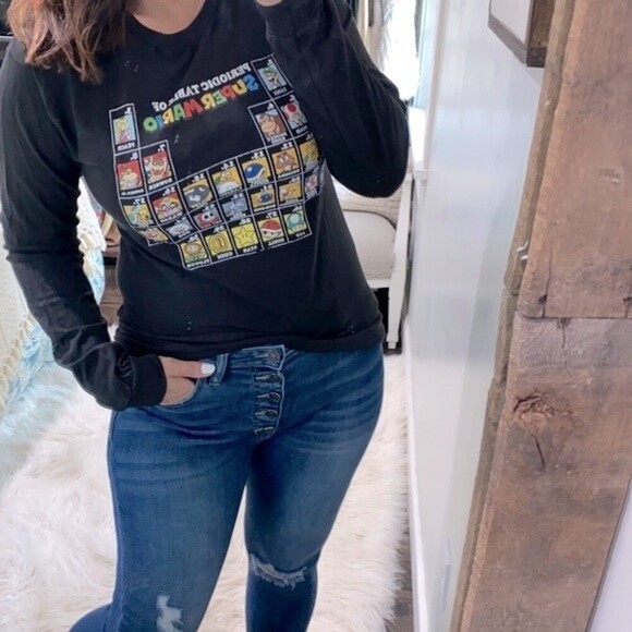 Nintendo Tops - Nintendo black longsleeve T-shirt size small